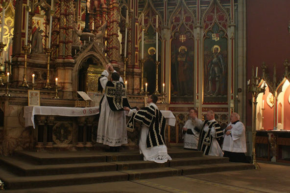 Requiem (latim), Católicas